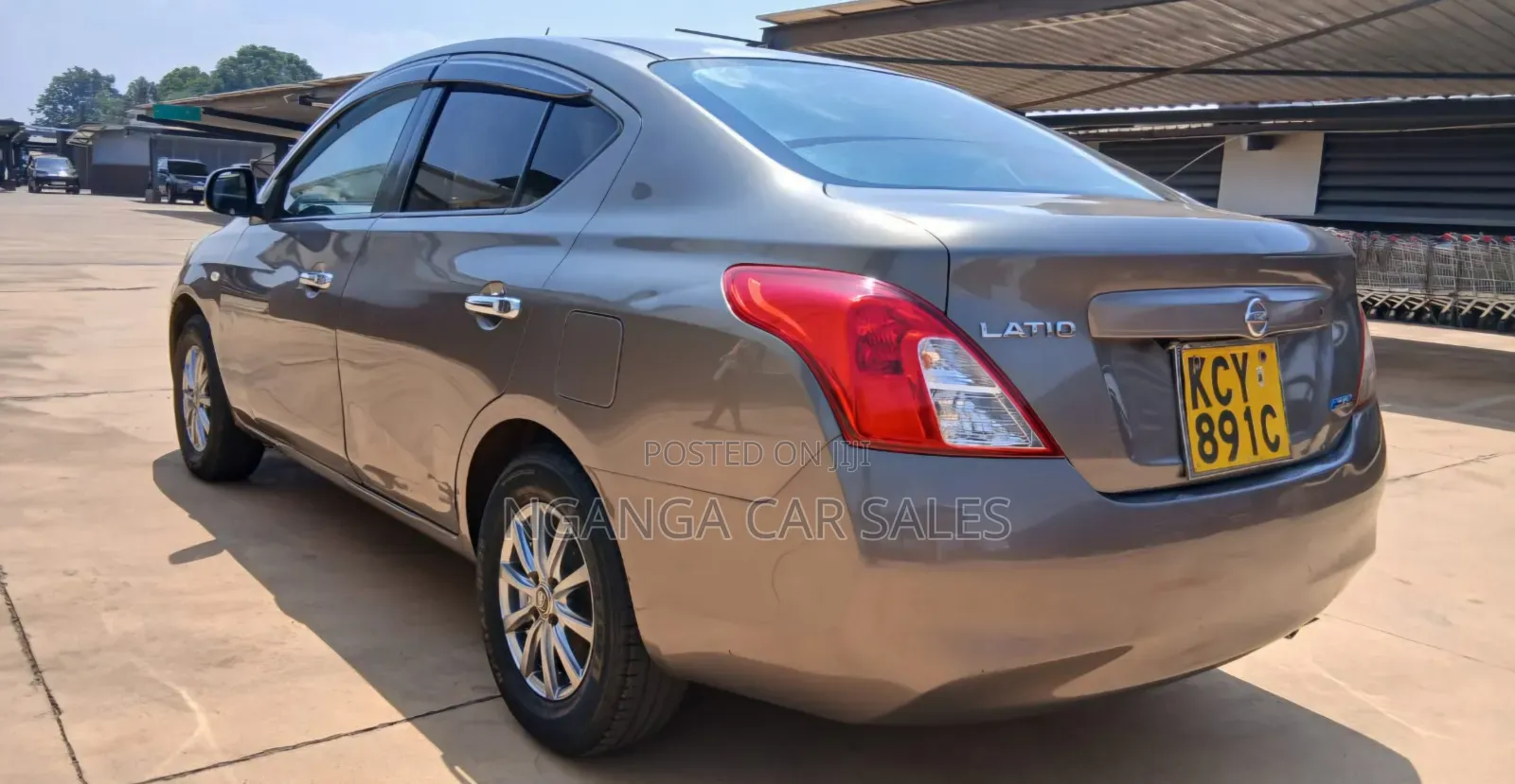 Nissan Latio 1.2 2013 Gray