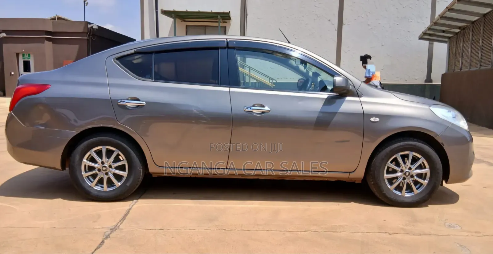 Nissan Latio 1.2 2013 Gray