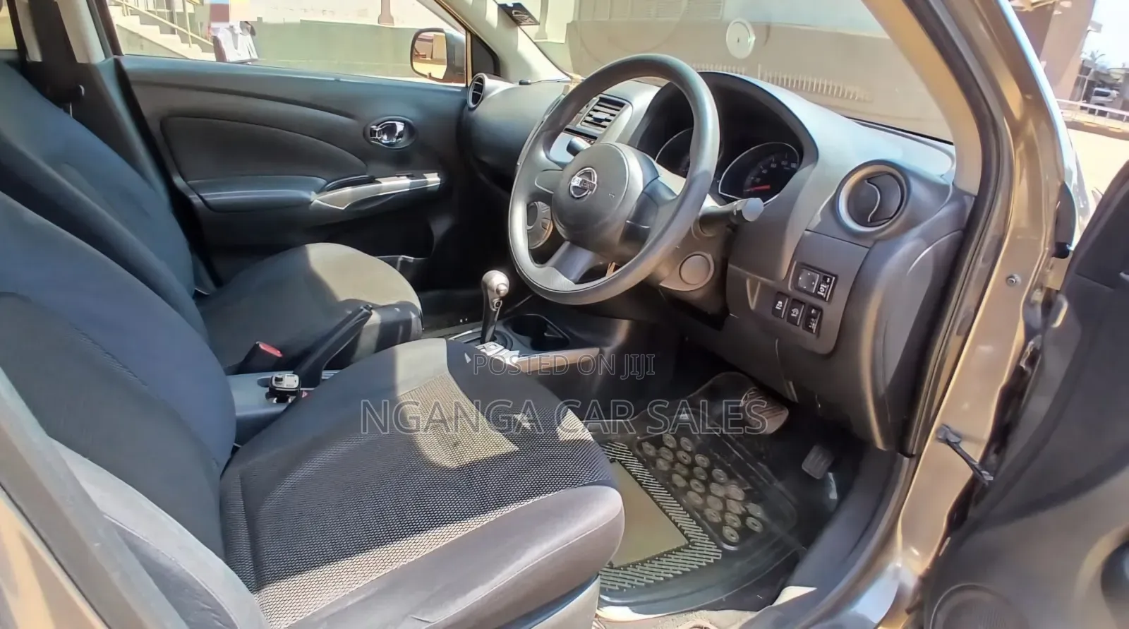 Nissan Latio 1.2 2013 Gray