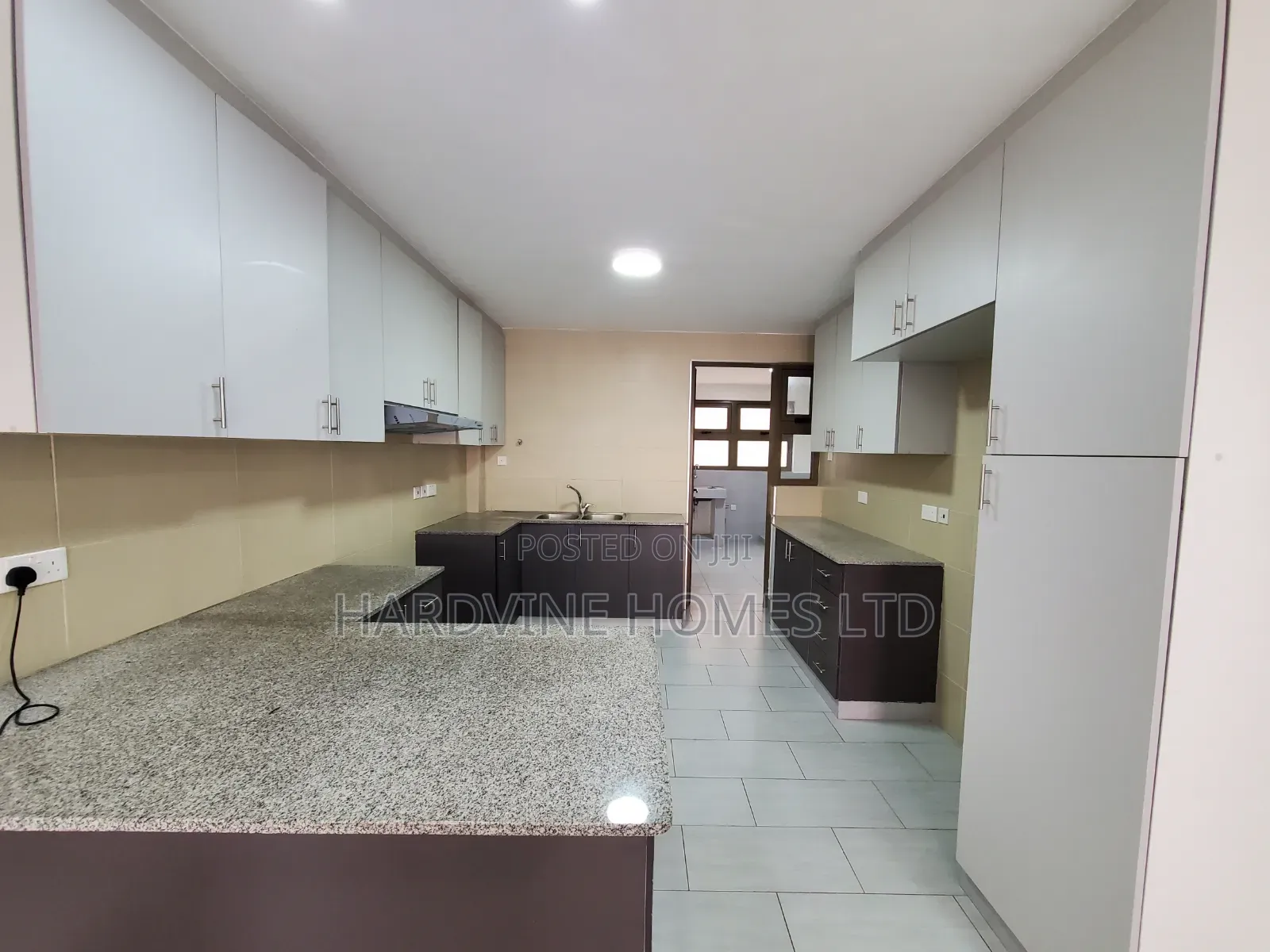 3bdrm Apartment in Valley Arcade for rent