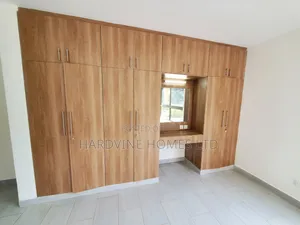 3bdrm Apartment in Valley Arcade for rent