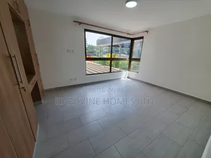 3bdrm Apartment in Valley Arcade for rent