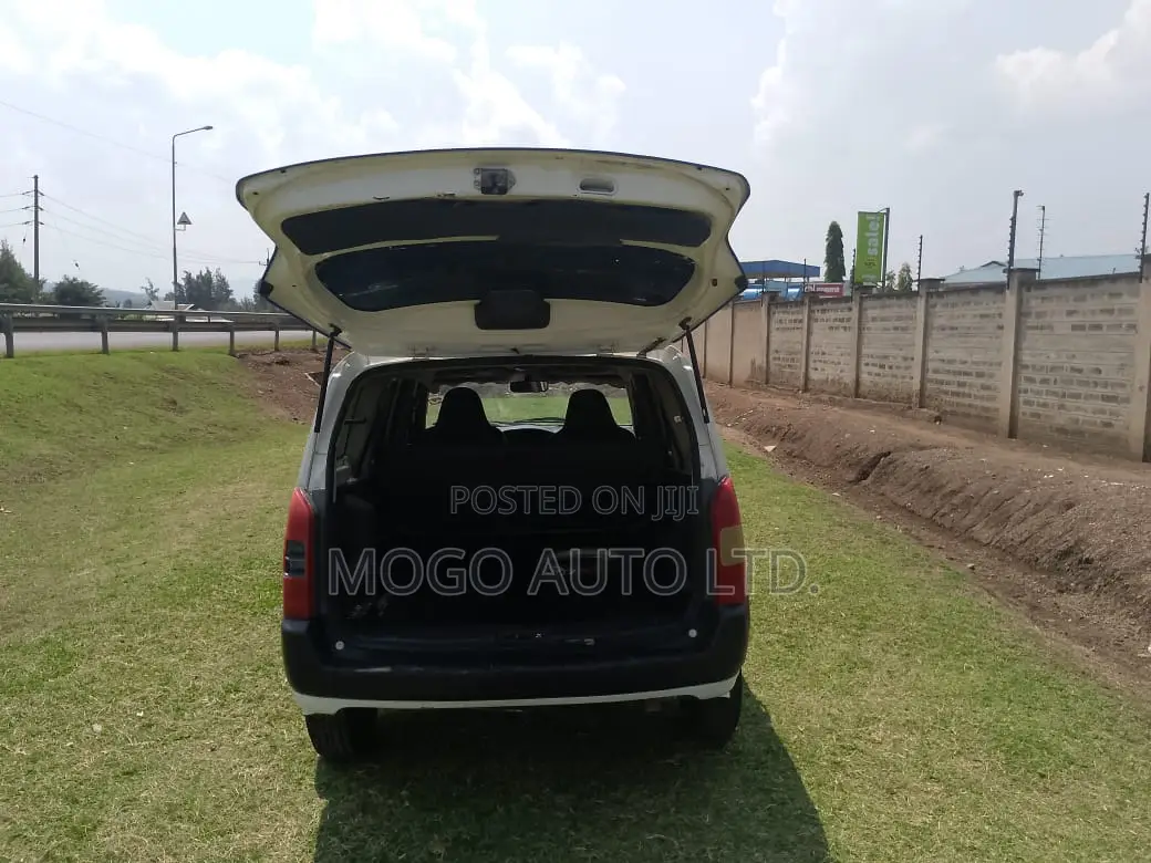 Toyota Probox 2008 White