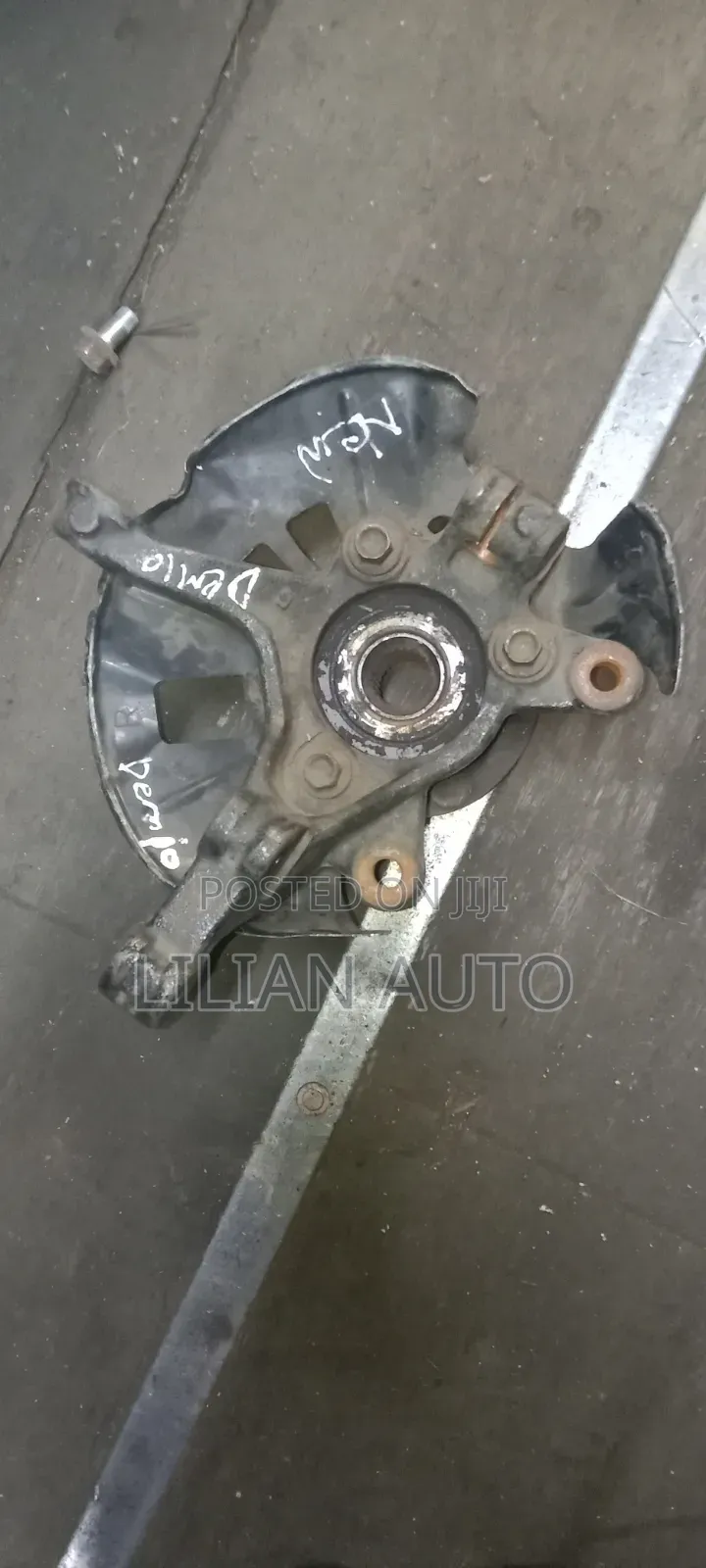 Demio Front Wheel Hub New Model