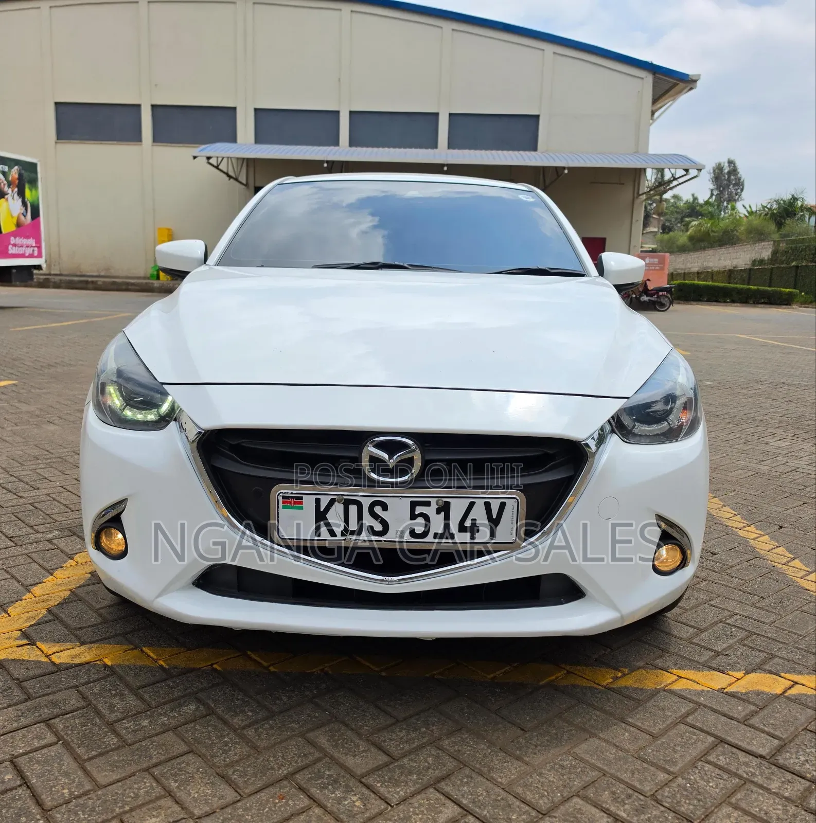 Mazda Demio 2018 White