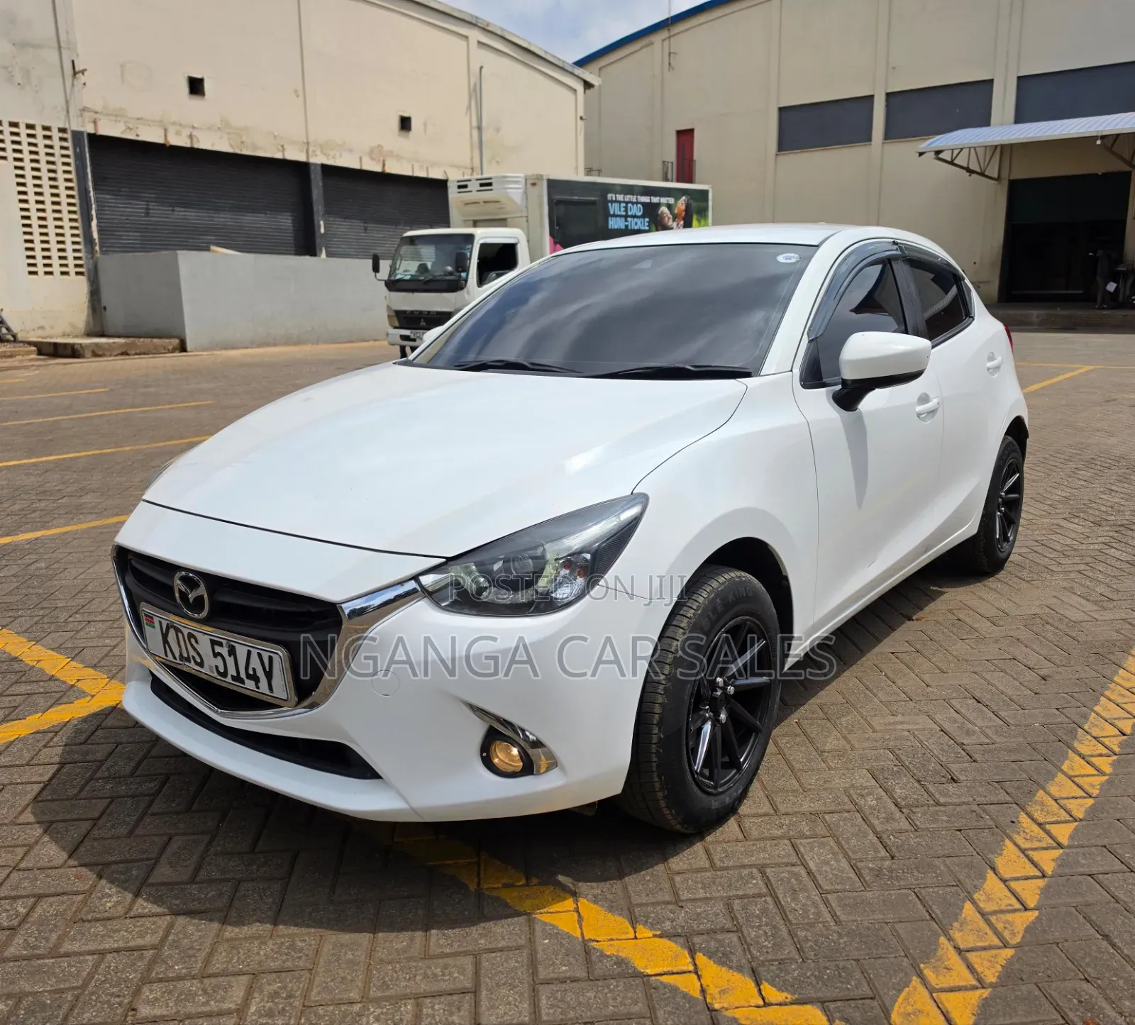 Mazda Demio 2018 White