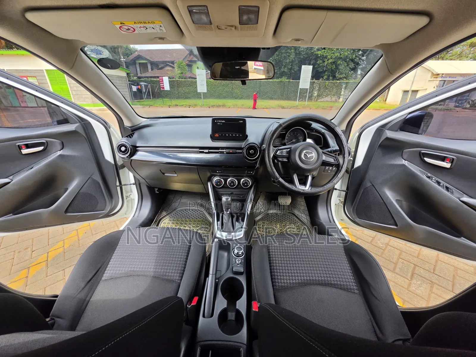 Mazda Demio 2018 White