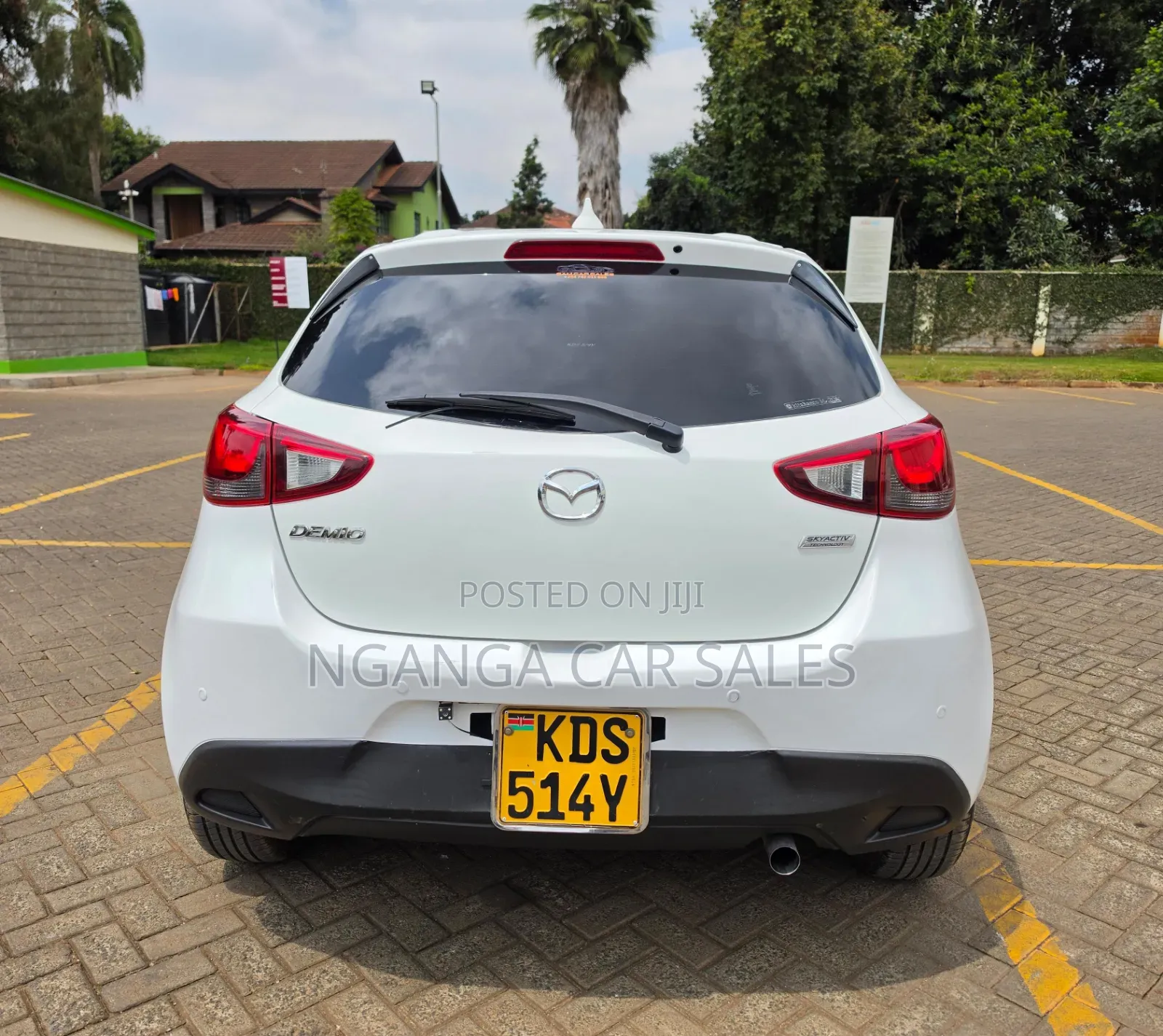 Mazda Demio 2018 White