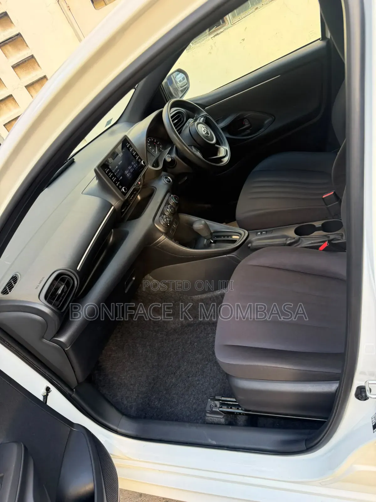 Toyota Yaris 2020 White