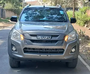 Isuzu D-MAX 2023 Gray