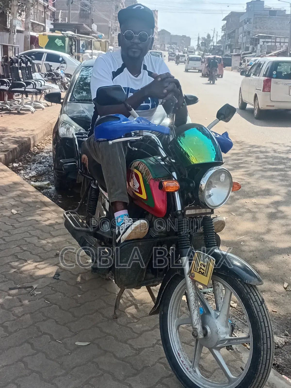 Honda CB 2018 Red