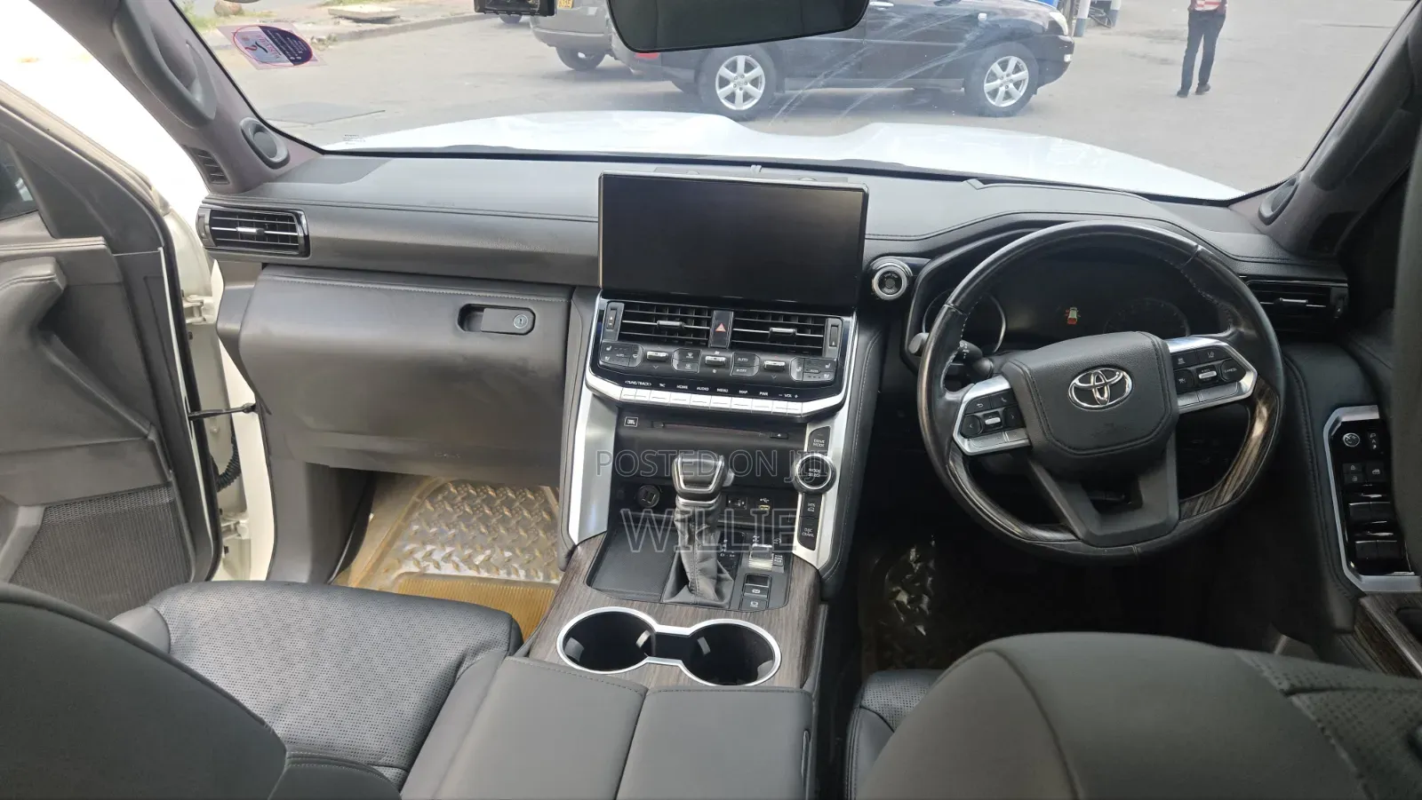 Toyota Land Cruiser 2023 White