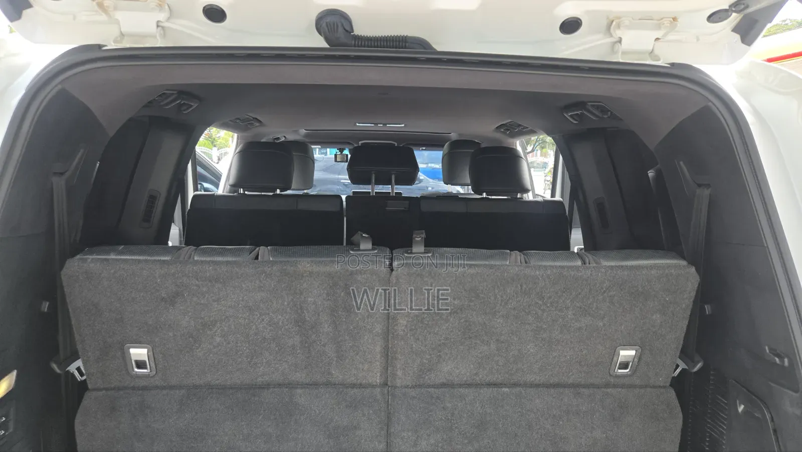 Toyota Land Cruiser 2023 White