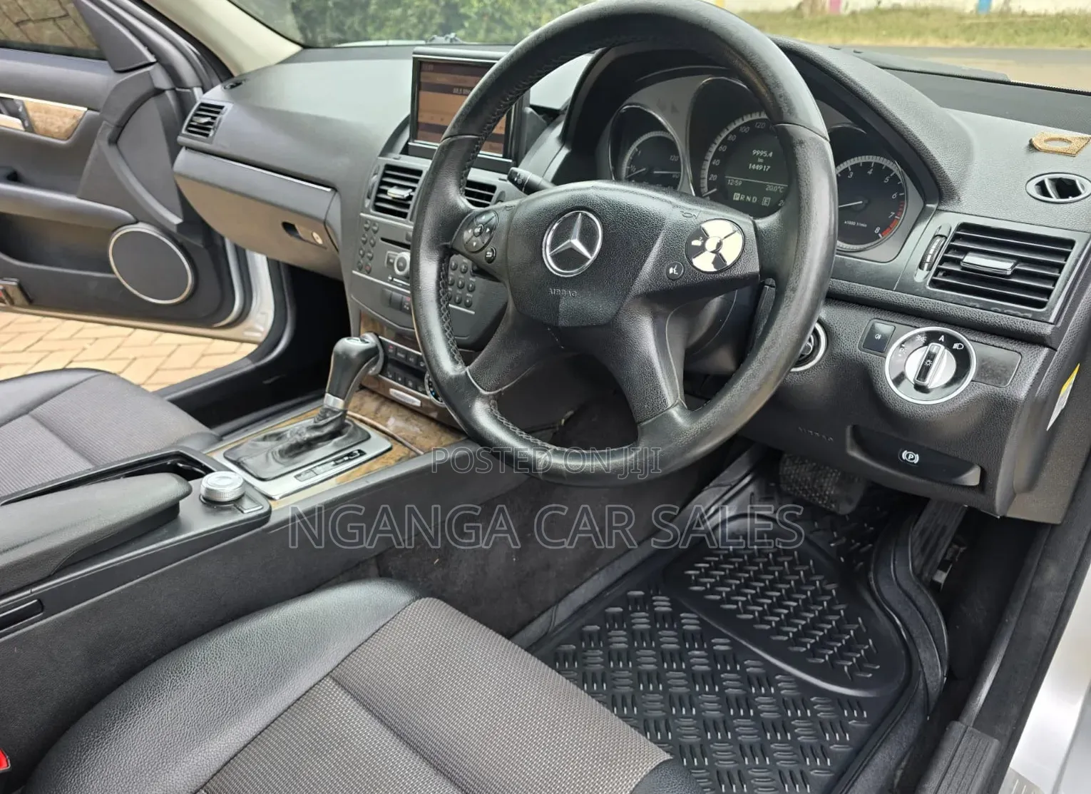 Mercedes-Benz C200 2012 Silver