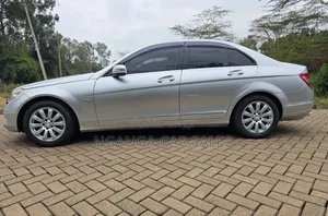 Mercedes-Benz C200 2012 Silver