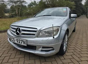 Mercedes-Benz C200 2012 Silver