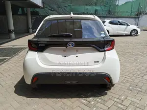 Toyota Yaris 2020 White