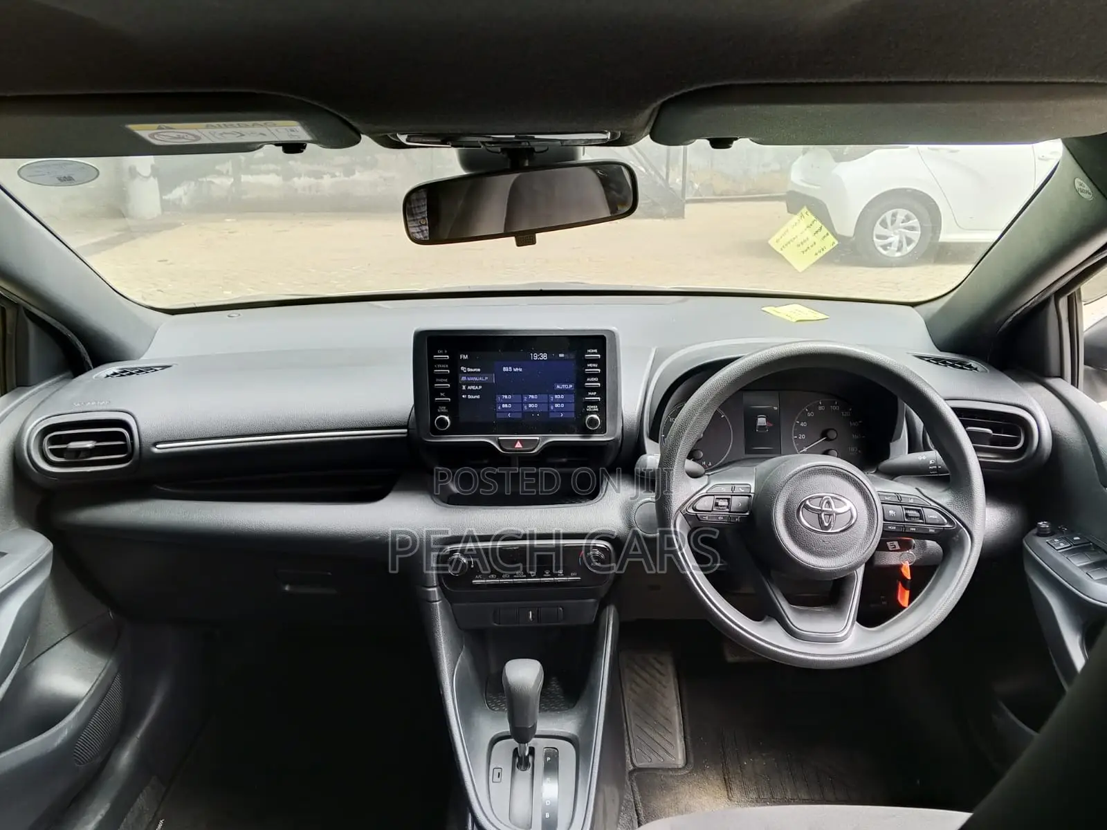 Toyota Yaris 2020 White