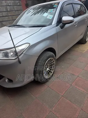 Toyota Axio 2015 Silver