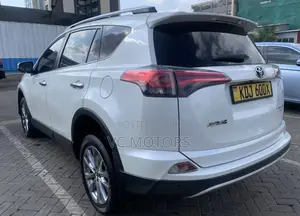 Toyota RAV4 2015 White