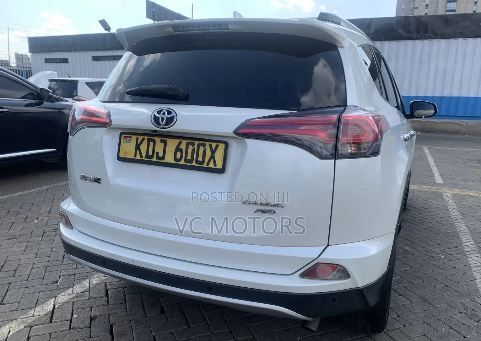 Toyota RAV4 2015 White