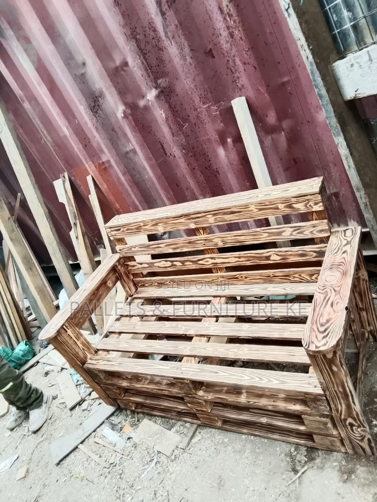 Simple 2 Seater Seat(Burning Effect)