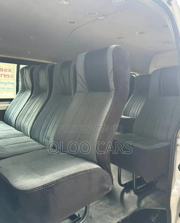 Toyota HiAce 2019 White - thumbnail 6