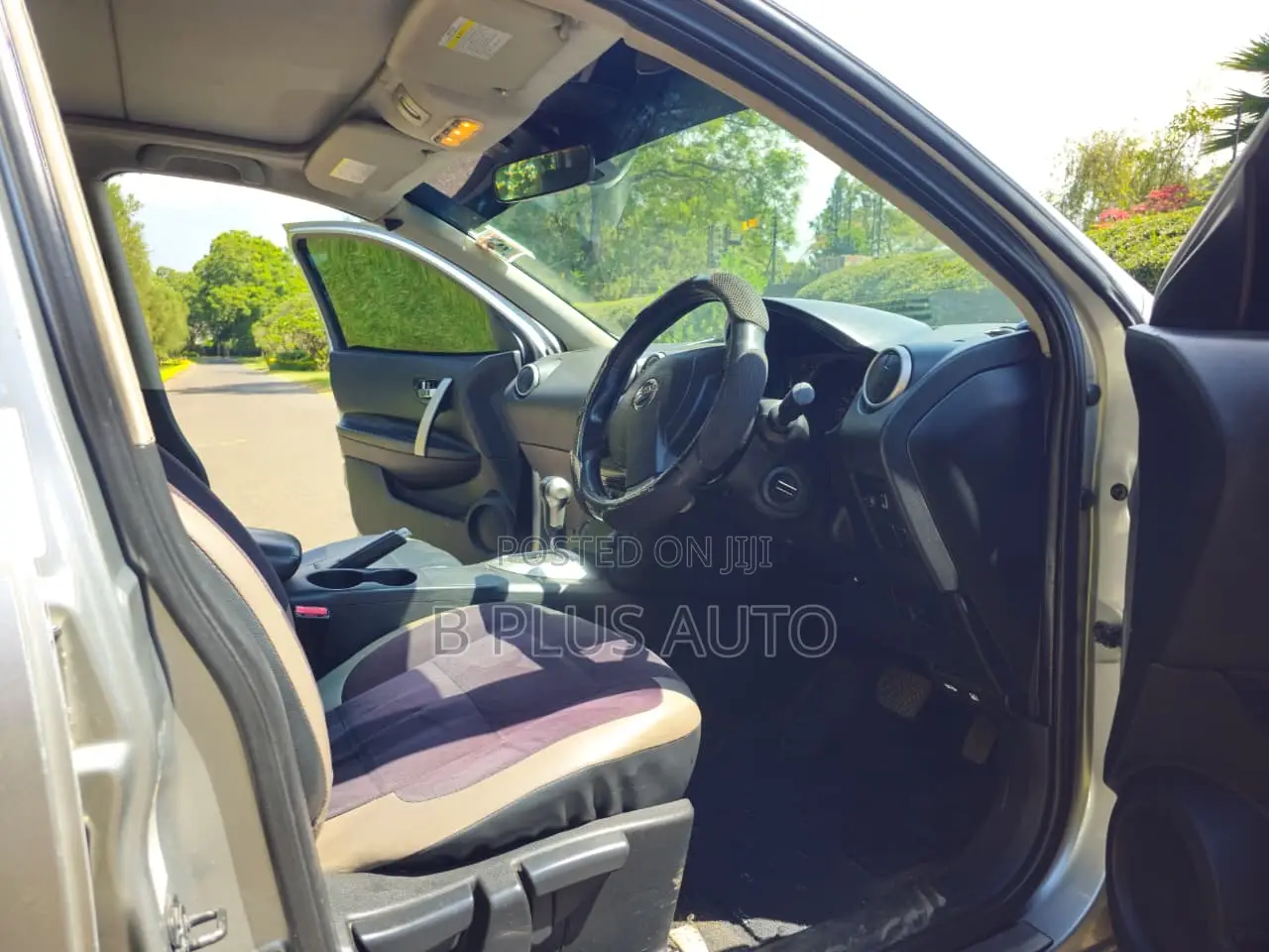 Nissan Dualis 2012 Silver