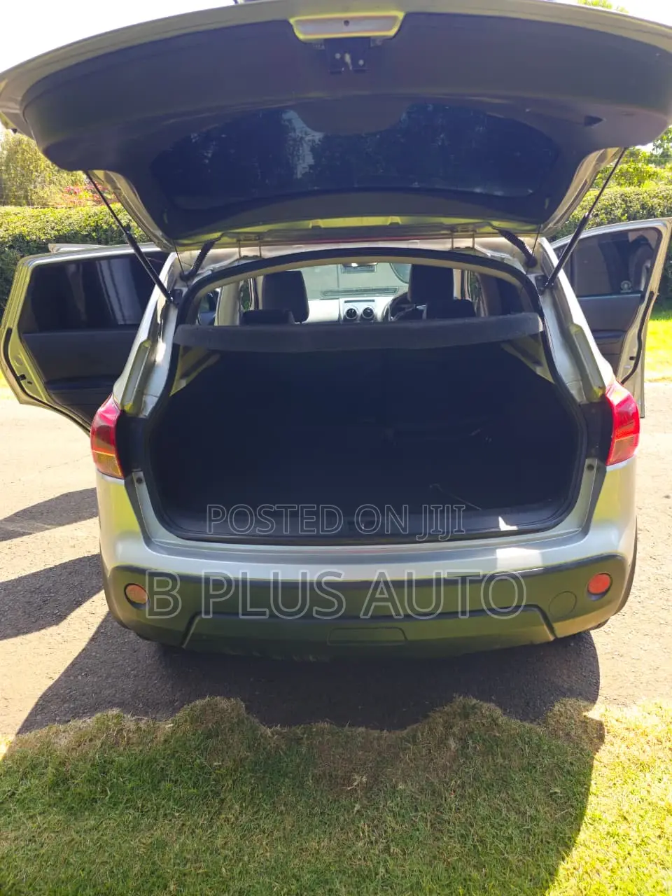 Nissan Dualis 2012 Silver
