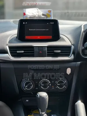 Mazda Axela 2018 Silver