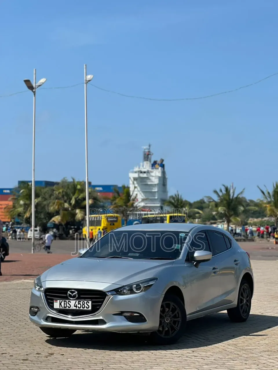 Mazda Axela 2018 Silver