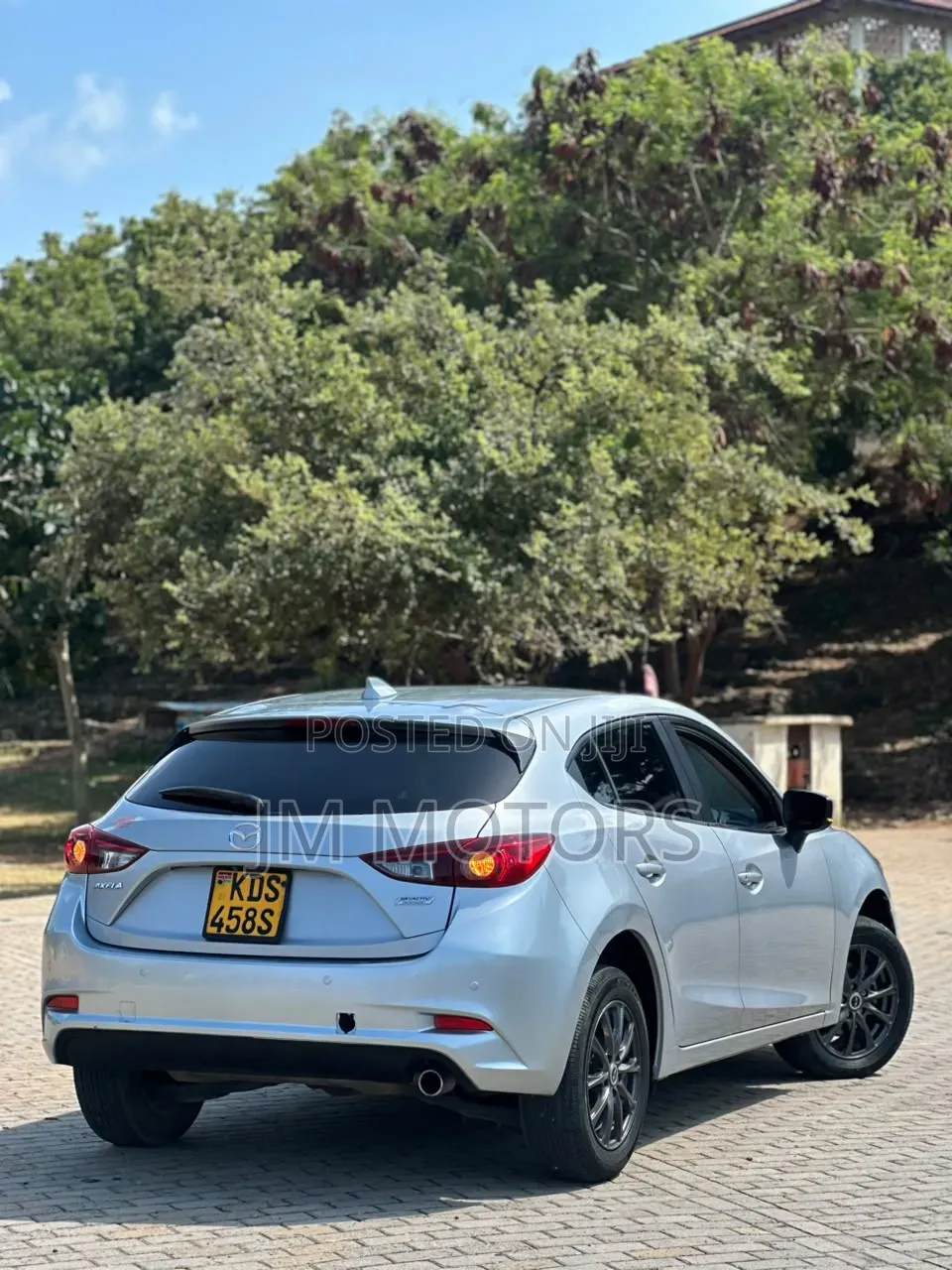Mazda Axela 2018 Silver
