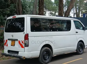 Toyota HiAce 2012 White