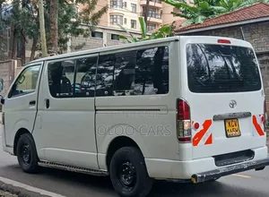 Toyota HiAce 2012 White