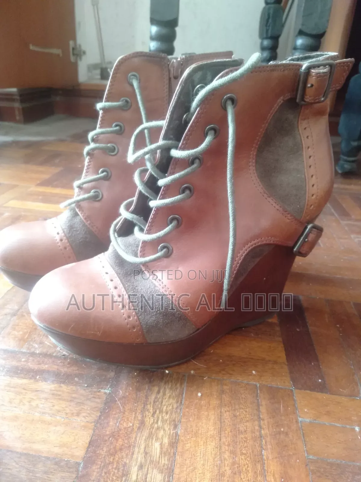 Feminine 2nd Hand Shoes