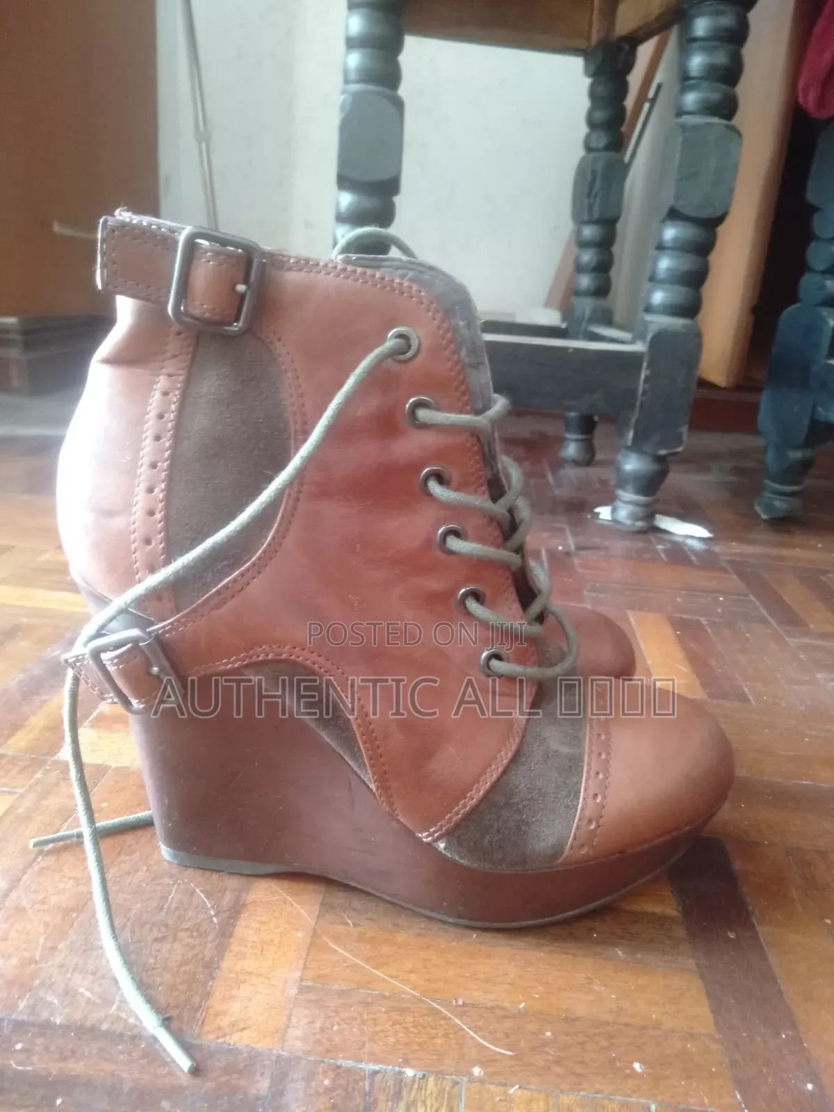 Feminine 2nd Hand Shoes