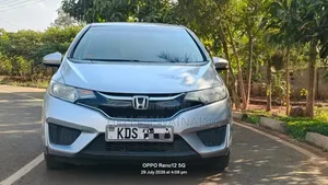 Honda Fit 2017 Silver