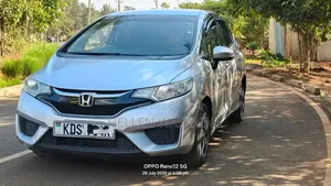 Honda Fit 2017 Silver