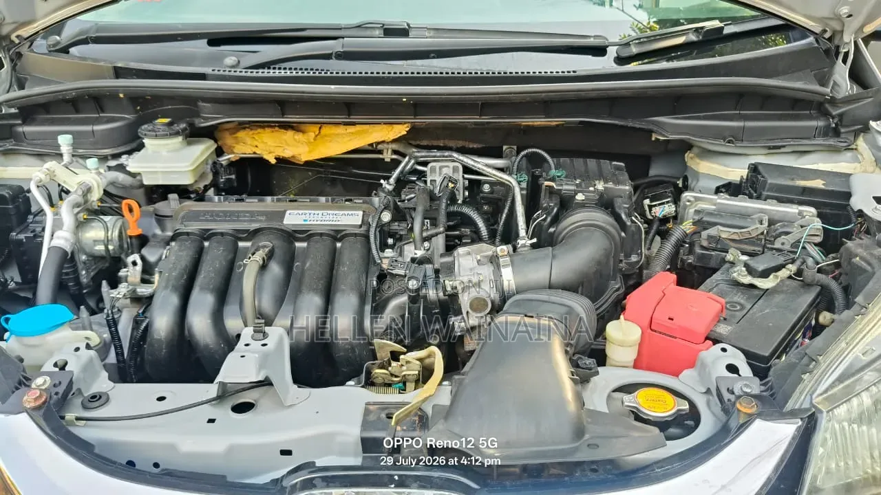 Honda Fit 2017 Silver