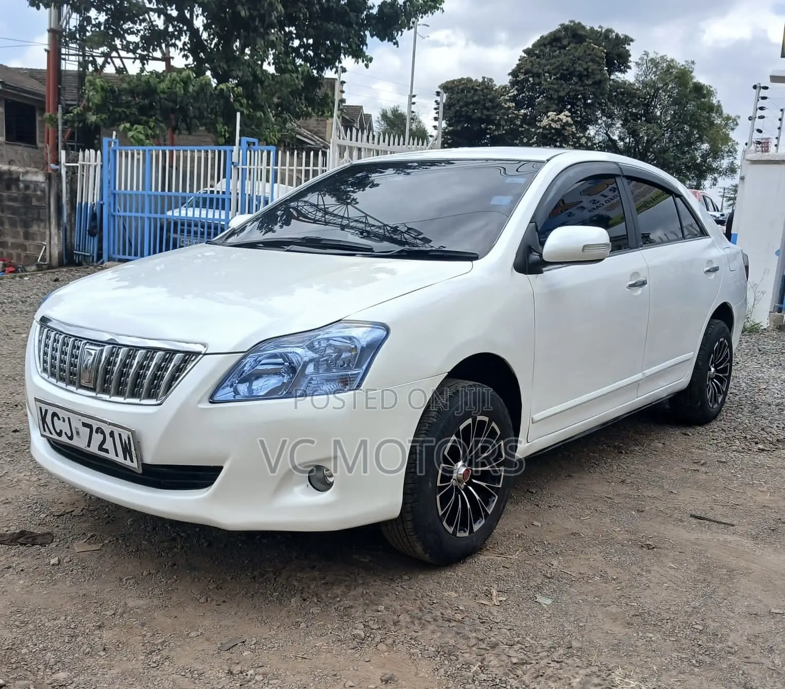 Toyota Premio 2.0 FWD 2009 White