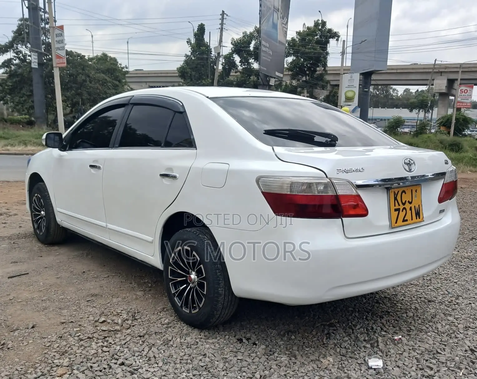Toyota Premio 2.0 FWD 2009 White
