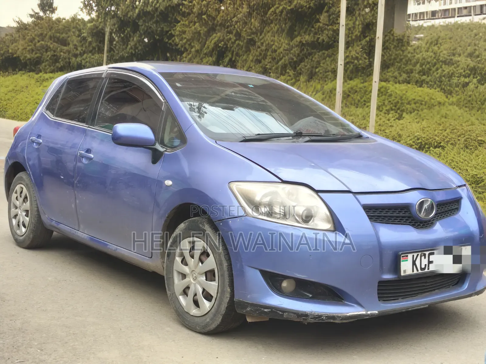 Toyota Auris 2010 Blue