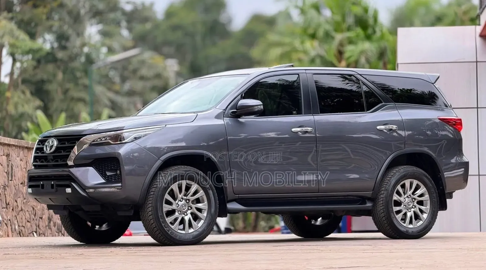 Toyota Fortuner 2.8 D AWD 2021 Gray