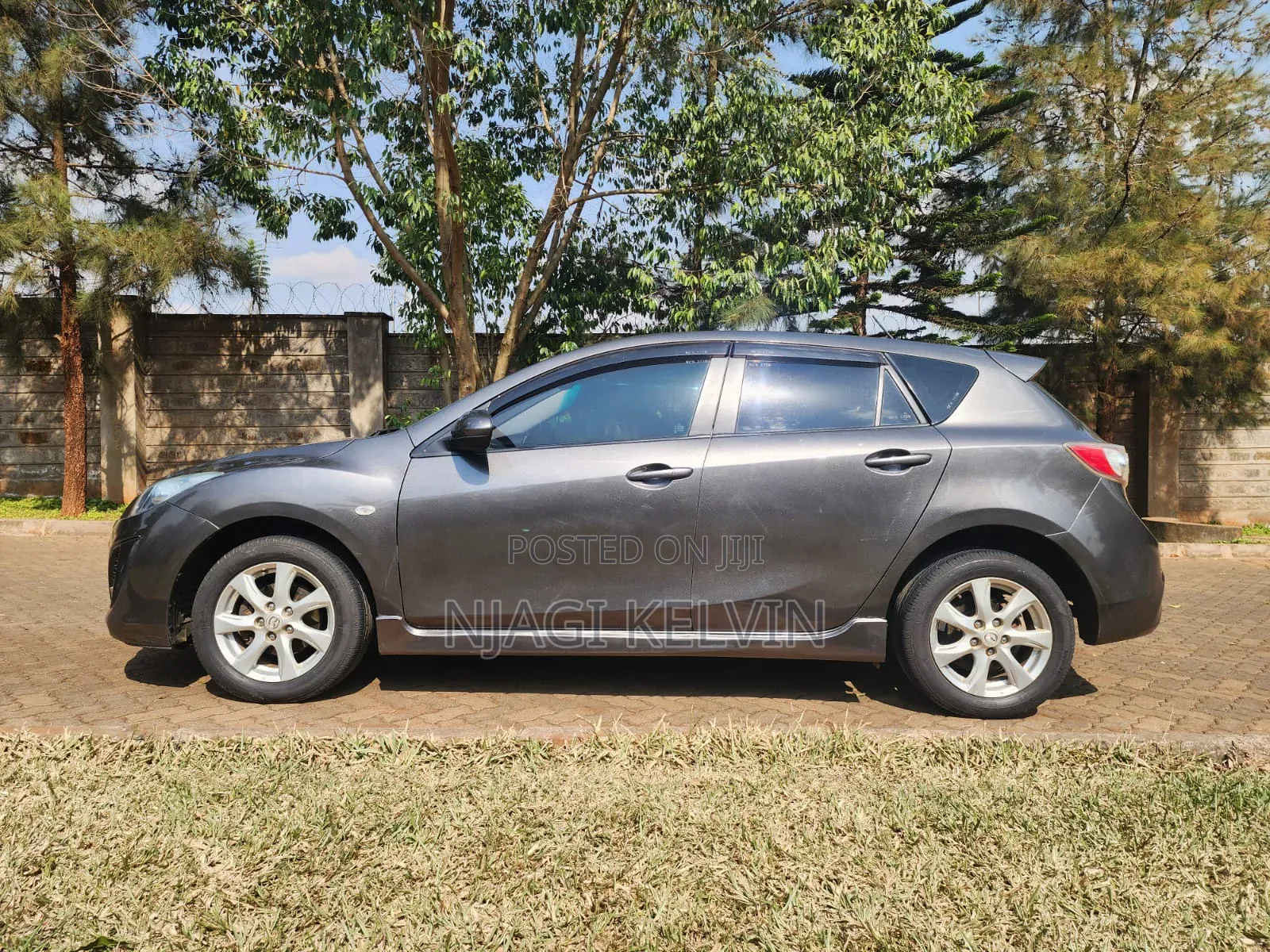 Mazda Axela 2011 Gray