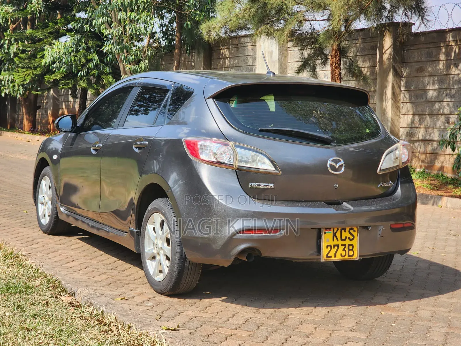Mazda Axela 2011 Gray