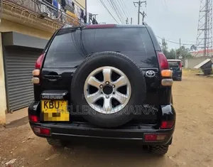 Toyota Land Cruiser Prado 2004 Black
