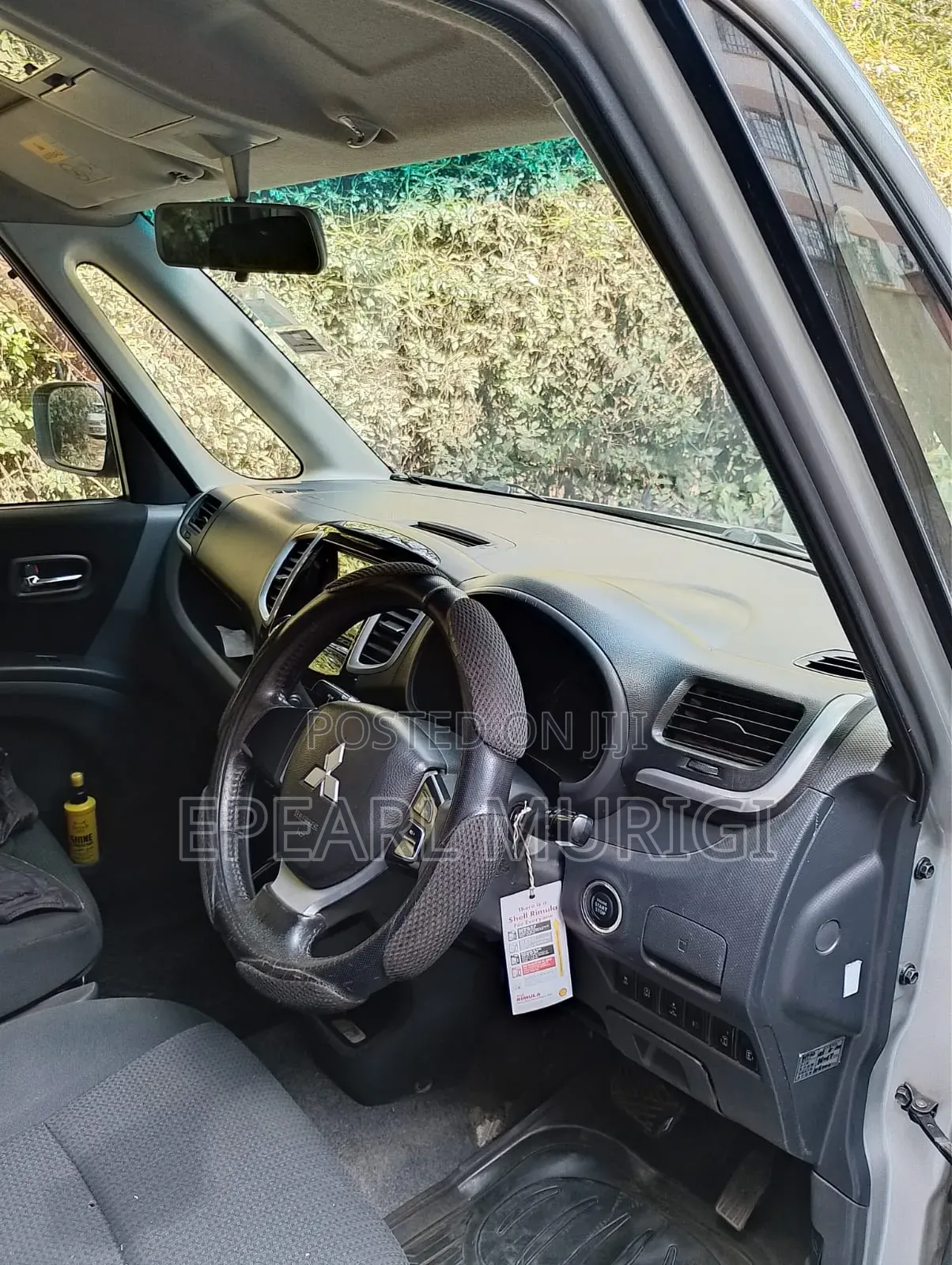 Mitsubishi Delica 2015 Silver