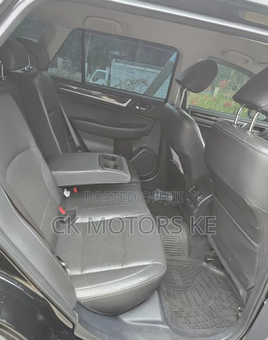 Subaru Outback 2017 Black