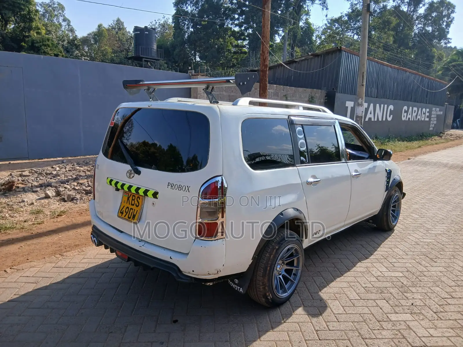 Toyota Probox 2005 White