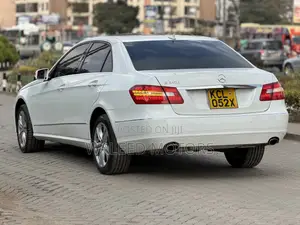 Mercedes-Benz E350 2010 Pearl